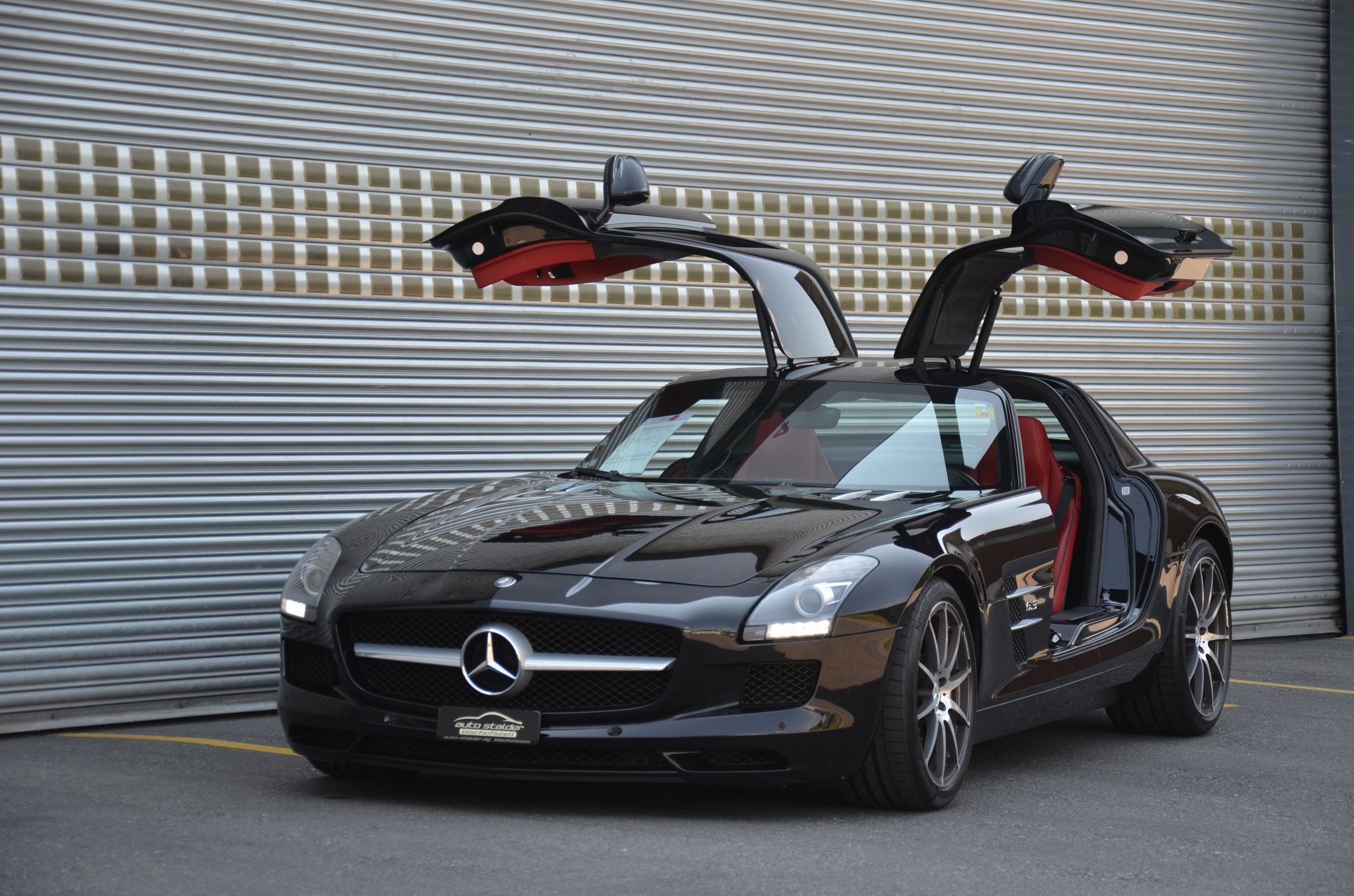 MERCEDES-BENZ SLS 63 (Coupé) Mercedes MERCEDES-BENZ SLS 63 (Coupé)