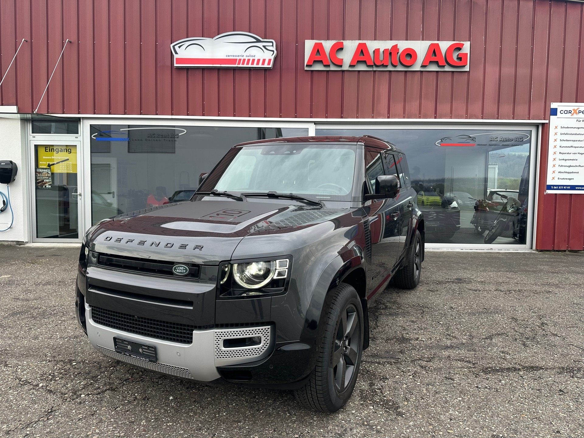 LAND ROVER Defender 110 3.0 D I6 300 Hardtop HSE AWD AT8