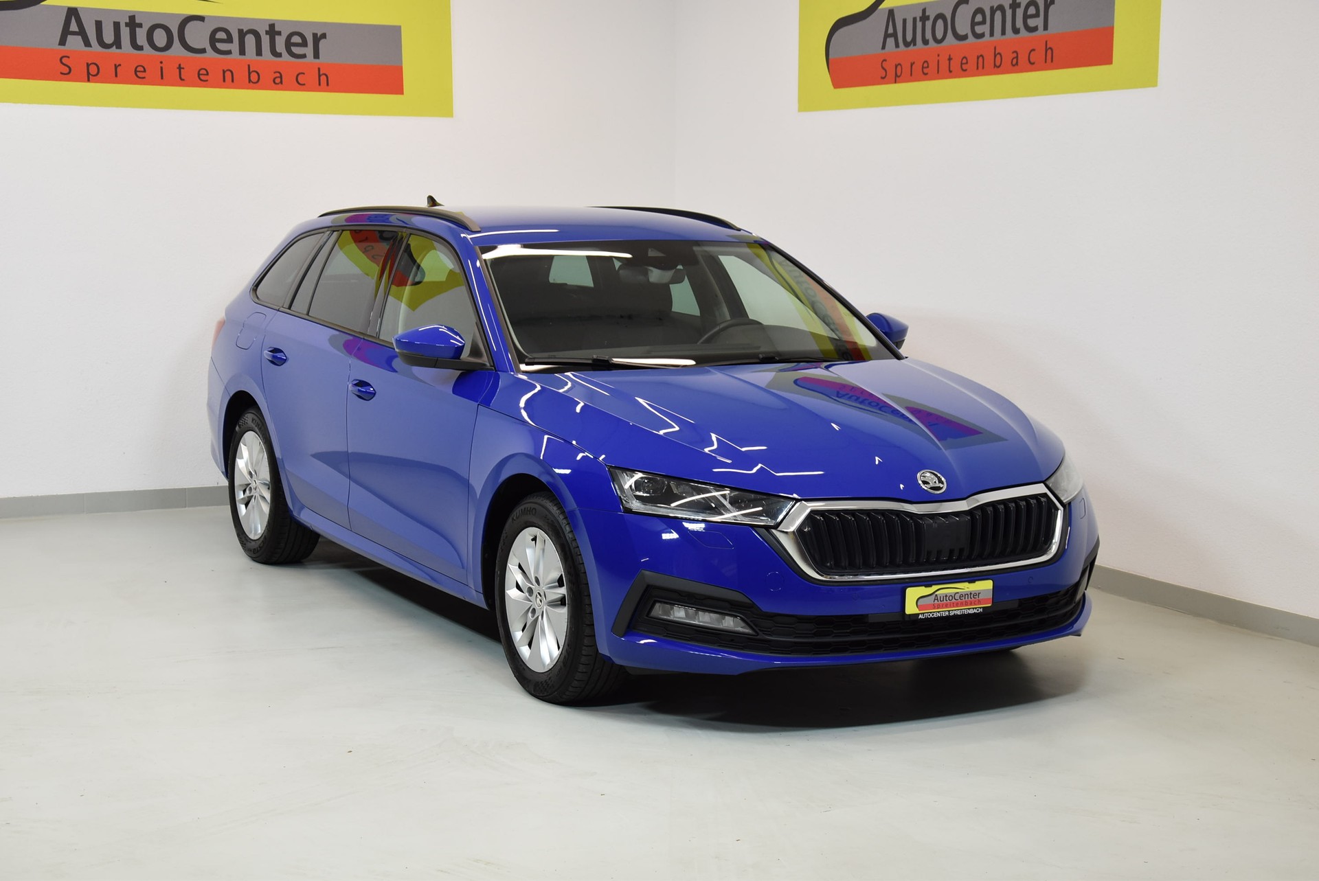 SKODA Octavia Combi 2.0 TDI DSG Ambition