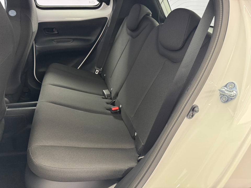 Aygo X Hybrid 1.5 Comfort