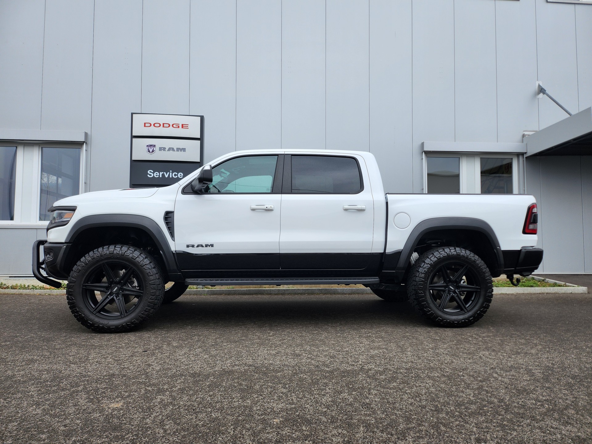 DODGE RAM 1500 6.2 4x4 Crew Cab TRX