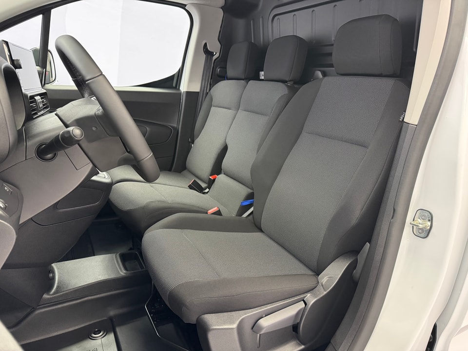 Proace City Van L2 1.2 T 110 Active