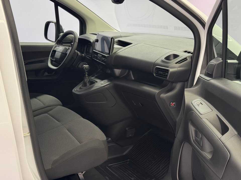 Proace City Van L2 1.2 T 110 Active