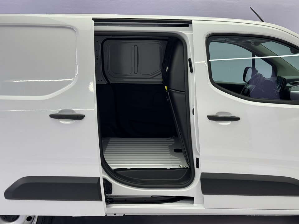 Proace City Van L2 1.2 T 110 Active