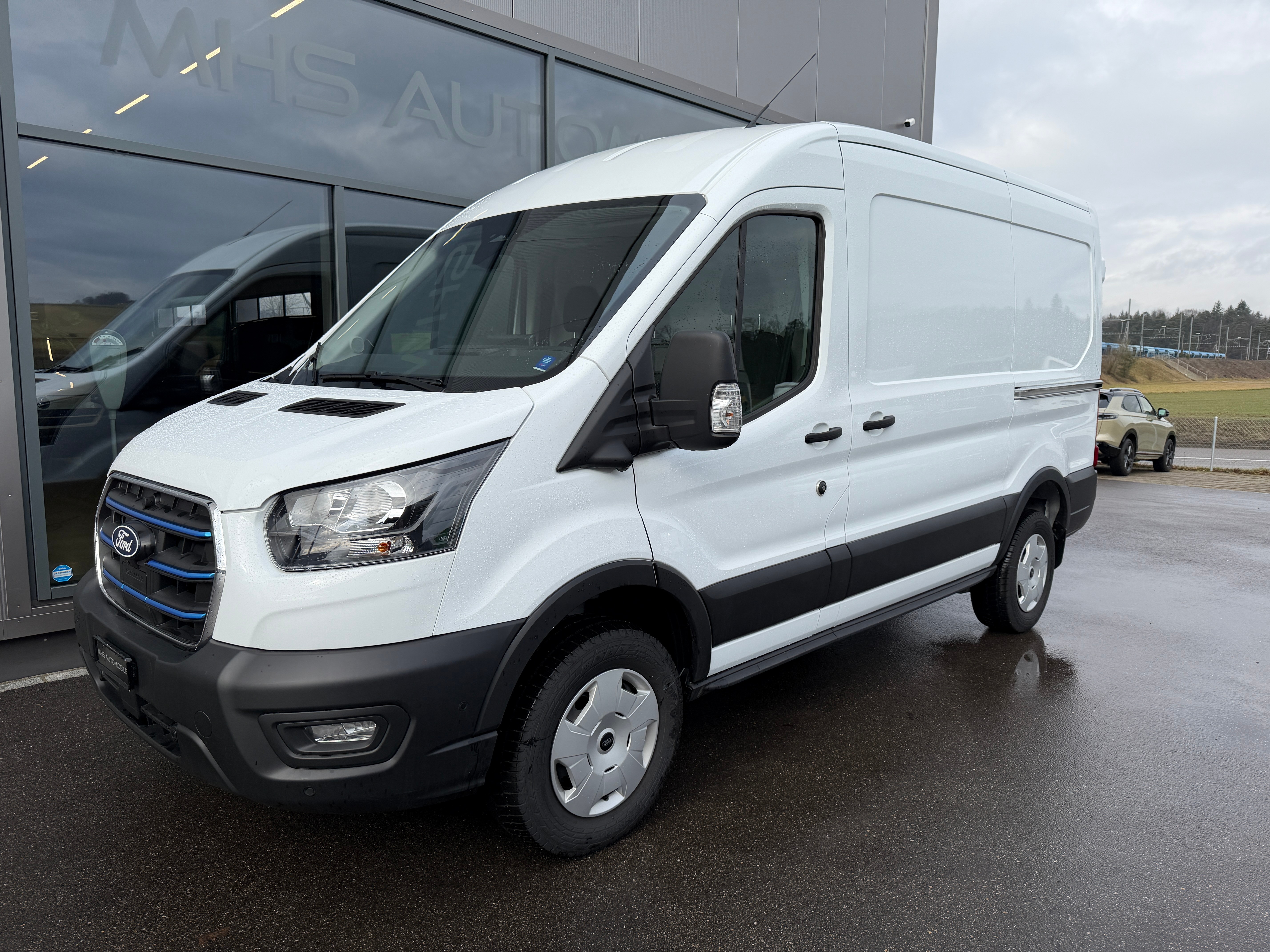 Ford E-Transit Van 350 L2 Trend RWD 68kWh