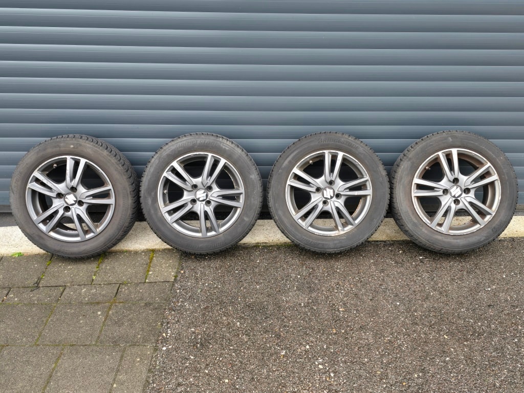 SUZUKI Swift 1.2i 16V SHVS Compact Top Hybrid Allgrip 4x4-image-18