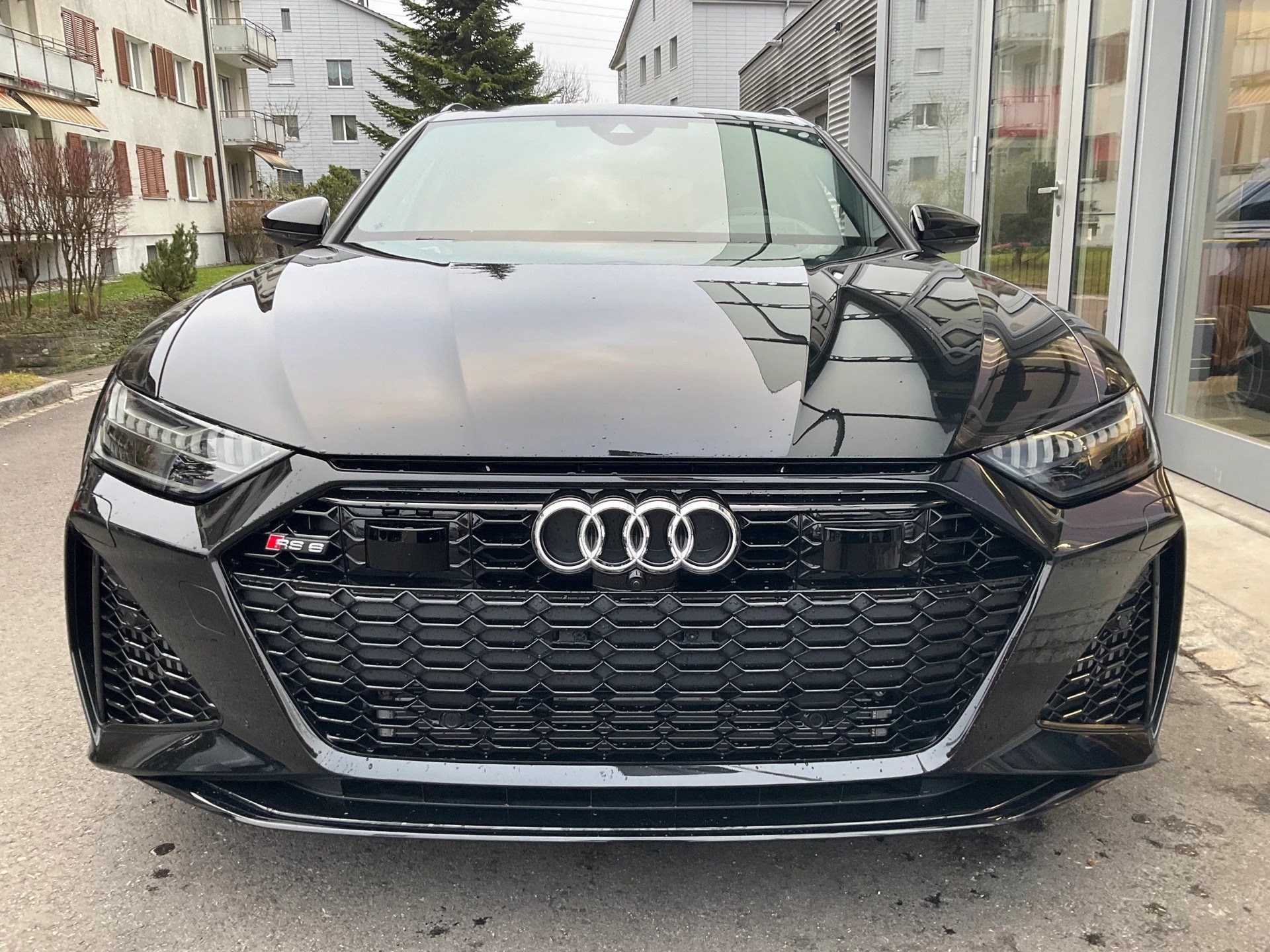 AUDI RS6 Avant 4.0 TFSI V8 quattro ***NEUPREIS 190'900 SFR***-showroom-element-1