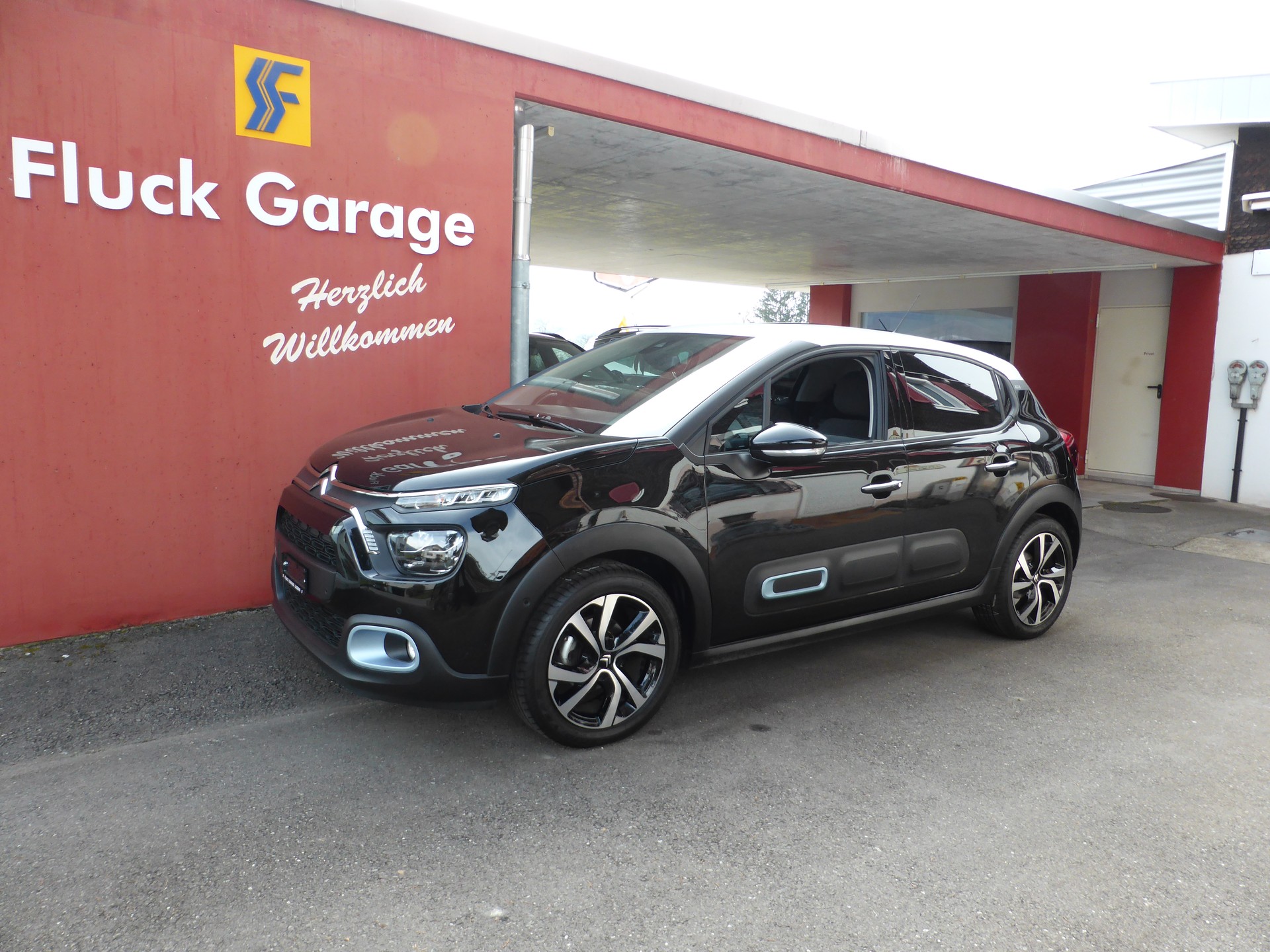 CITROEN C3 1.2i PureTech Elle EAT6