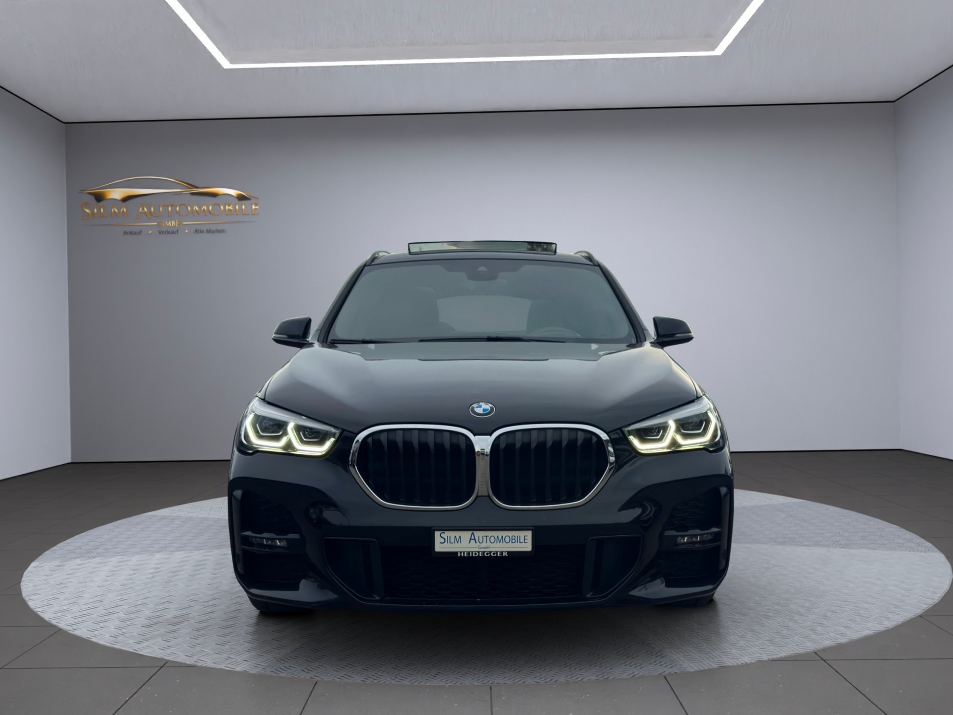 BMW X1 xDrive 20d M Sport Steptronic-showroom-element-2