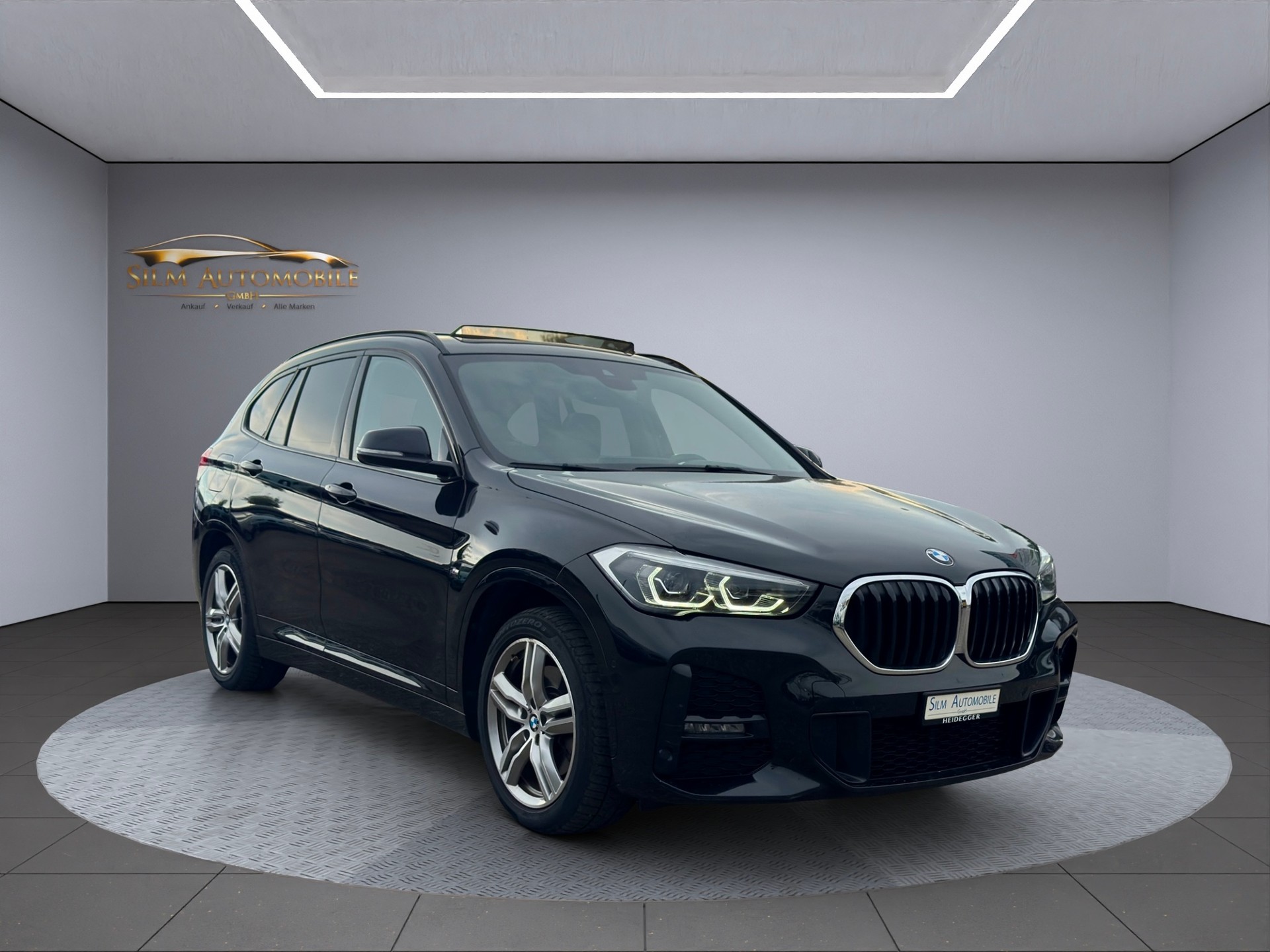 BMW X1 xDrive 20d M Sport Steptronic-showroom-element-1