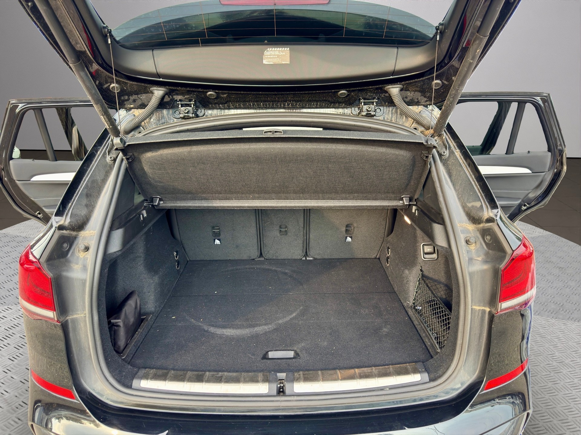 BMW X1 xDrive 20d M Sport Steptronic-image-21