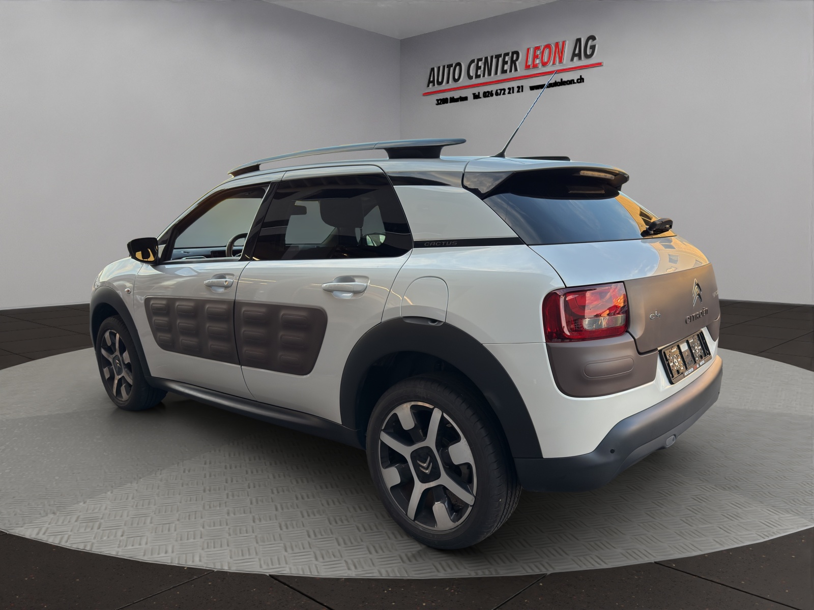 CITROEN C4 Cactus 1.2 e-THP Shine EAT6-showroom-element-3