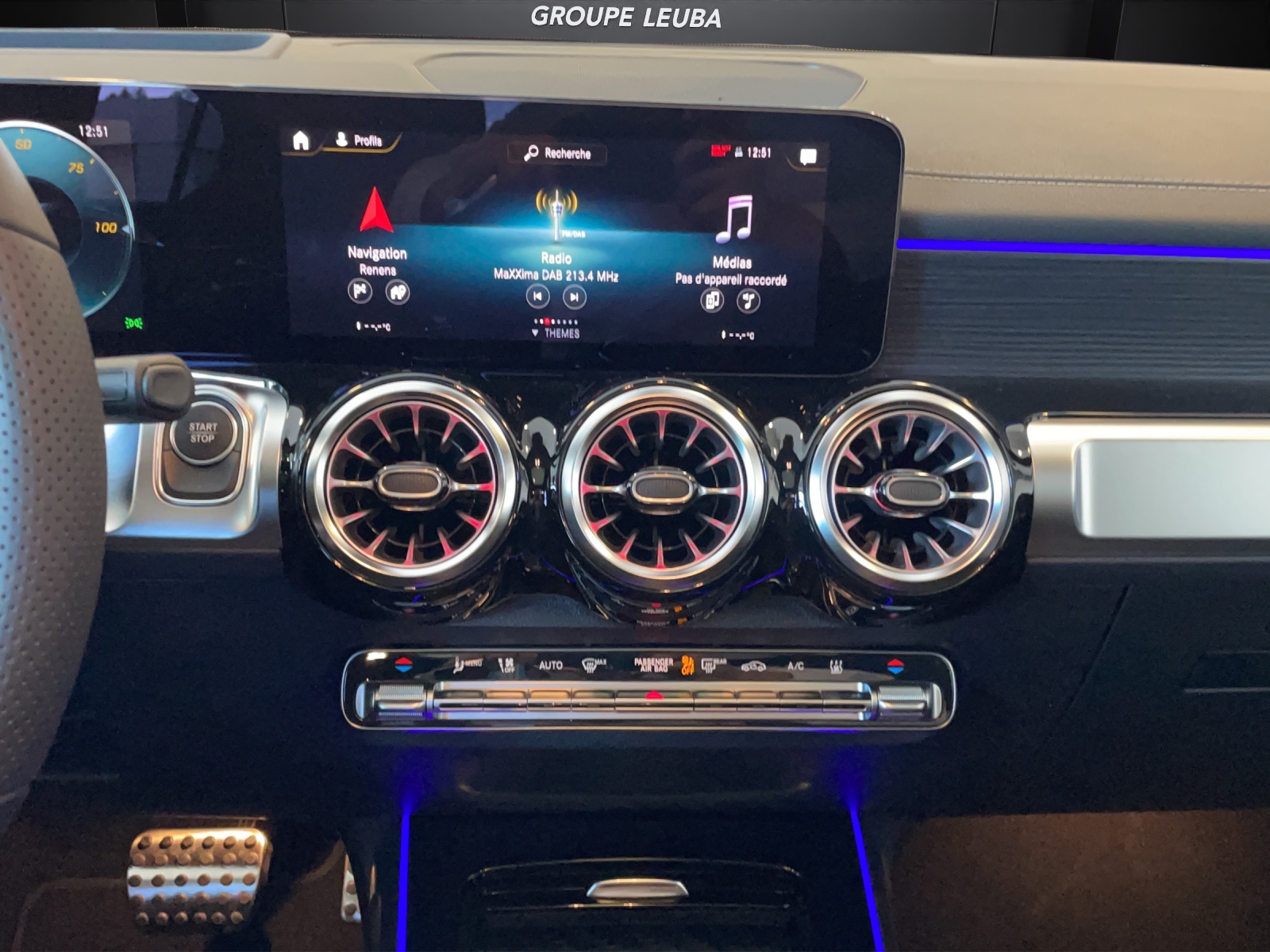 Image MERCEDES-BENZ EQB-300 EQB 300 66,5 kWh 4Matic Swiss Star