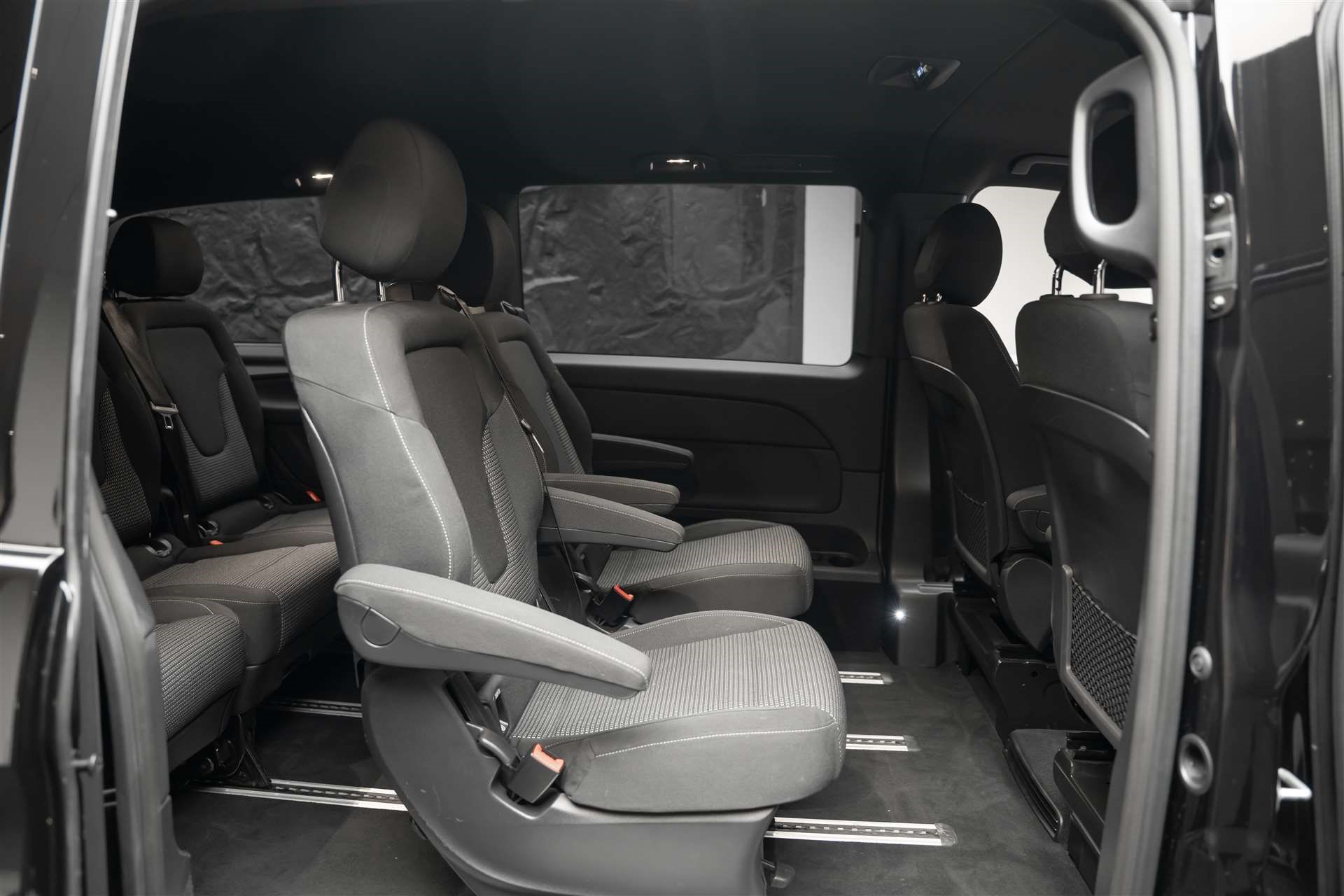 MERCEDES-BENZ V 300 d extralang 4Matic 9G-Tronic *Facelift*7-Sitzer*Fahrassist*E-Türen*-image-13
