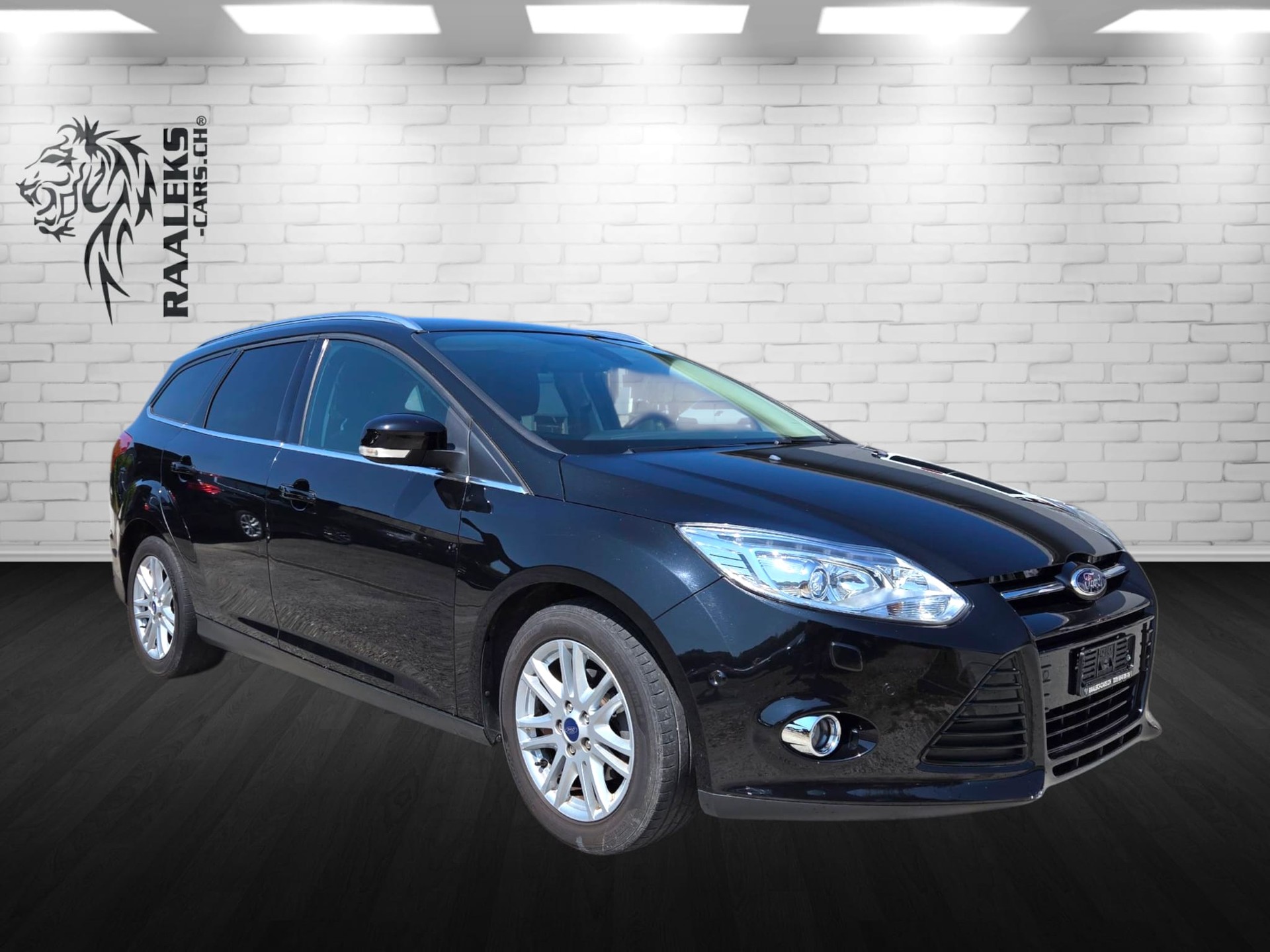 FORD Focus 1.0 SCTi Carving-showroom-element-1