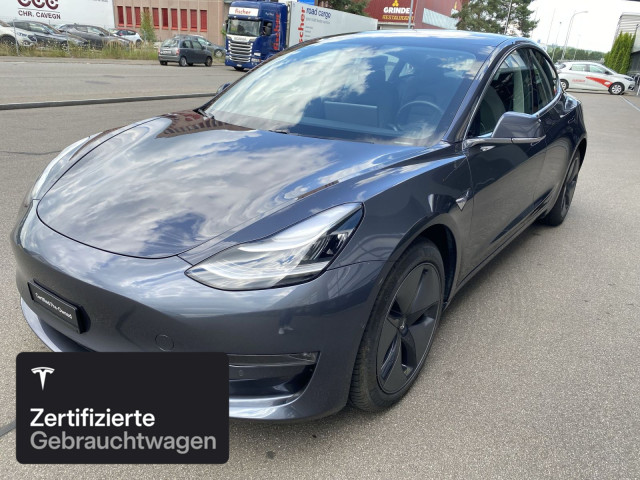 TESLA Model 3 Long Range AWD-showroom-element-2
