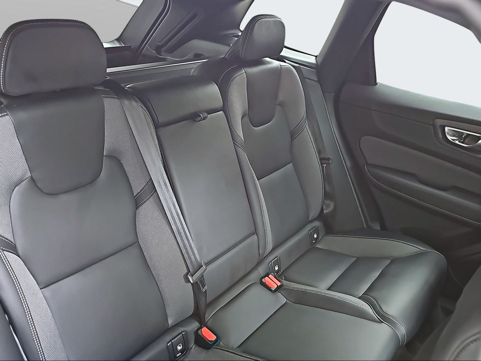 Image VOLVO XC60 XC60 2.0 T8 TE XCENTRIC eAWD