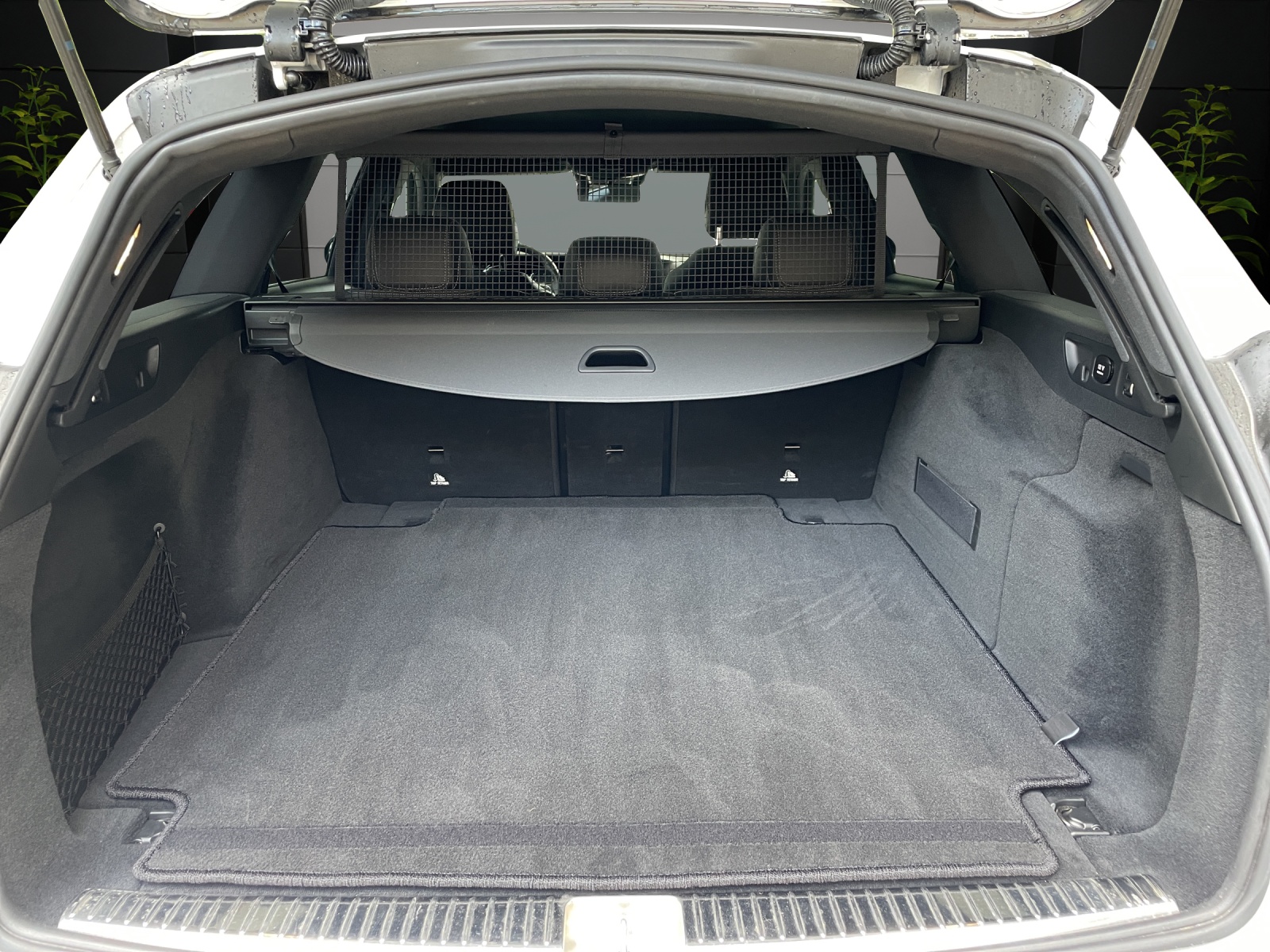 Image MERCEDES-BENZ E-200 E 200 Avantgarde 4 Matic 9G-Tronic