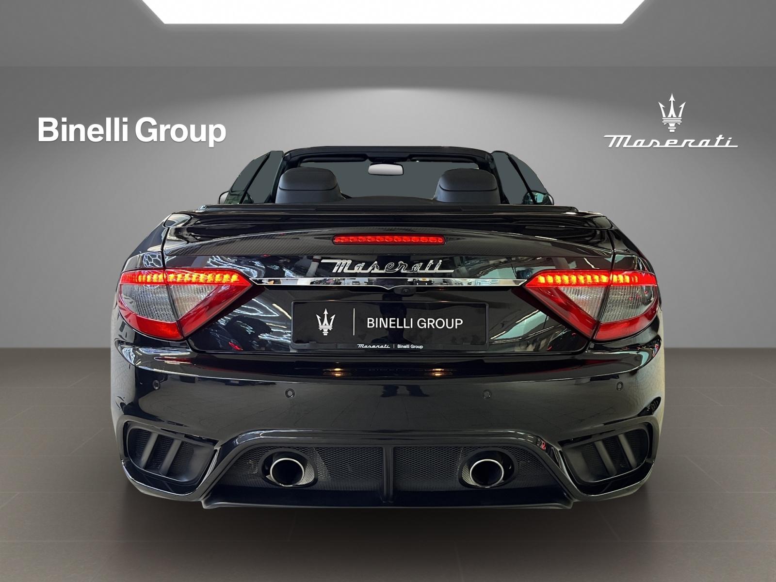 MASERATI GRANCABRIO 4.7 V8 MC-showroom-element-3