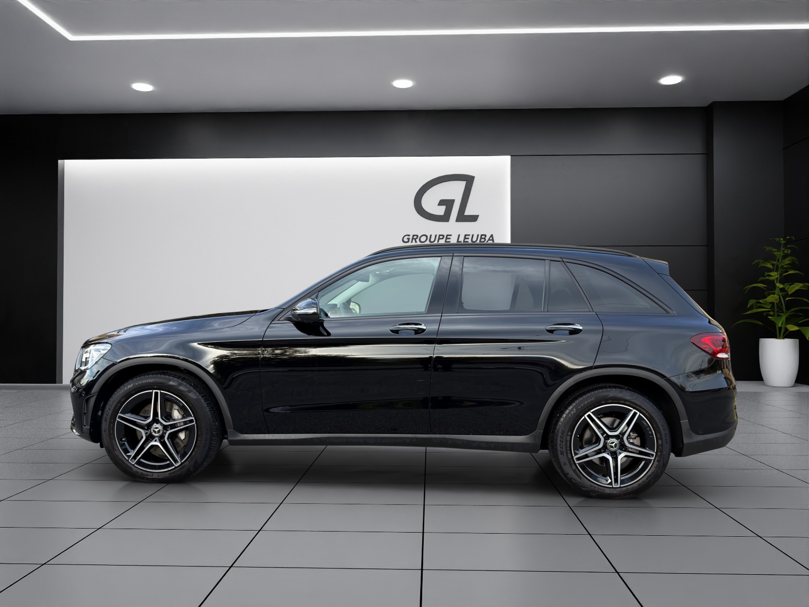 Image MERCEDES-BENZ GLC-200 GLC 200 AMG Line Plus 4Matic 9G-Tronic