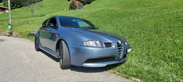 ALFA ROMEO 147 3.2 GTA (Limousine)