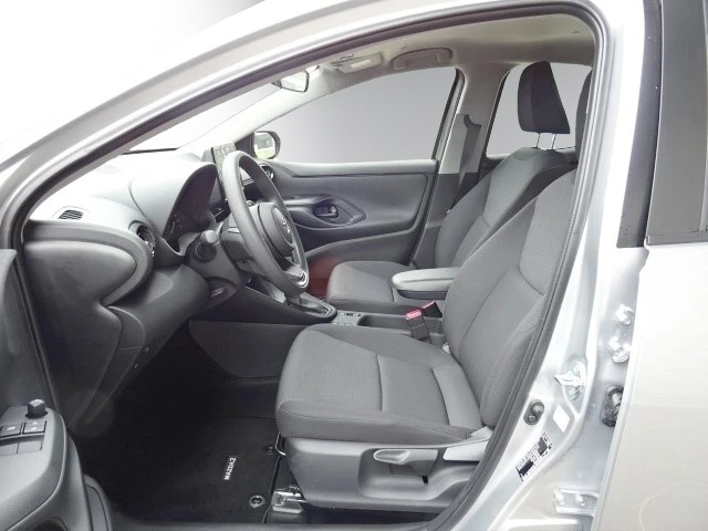 MAZDA 2 Hybrid Prime-line-showroom-element-3