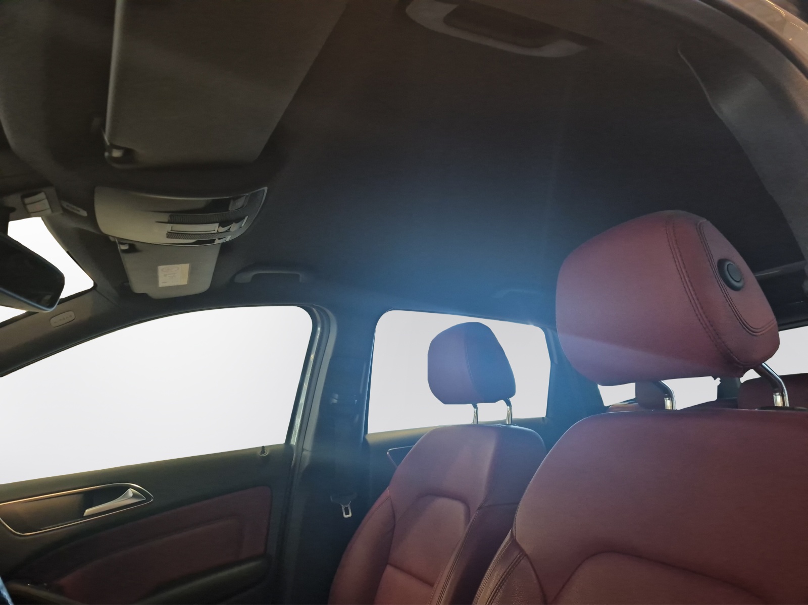 Image MERCEDES-BENZ B-220 B 220 AMG Line 4Matic