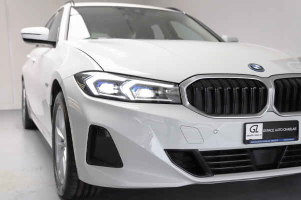 Image BMW 330 330e xDrive Steptronic