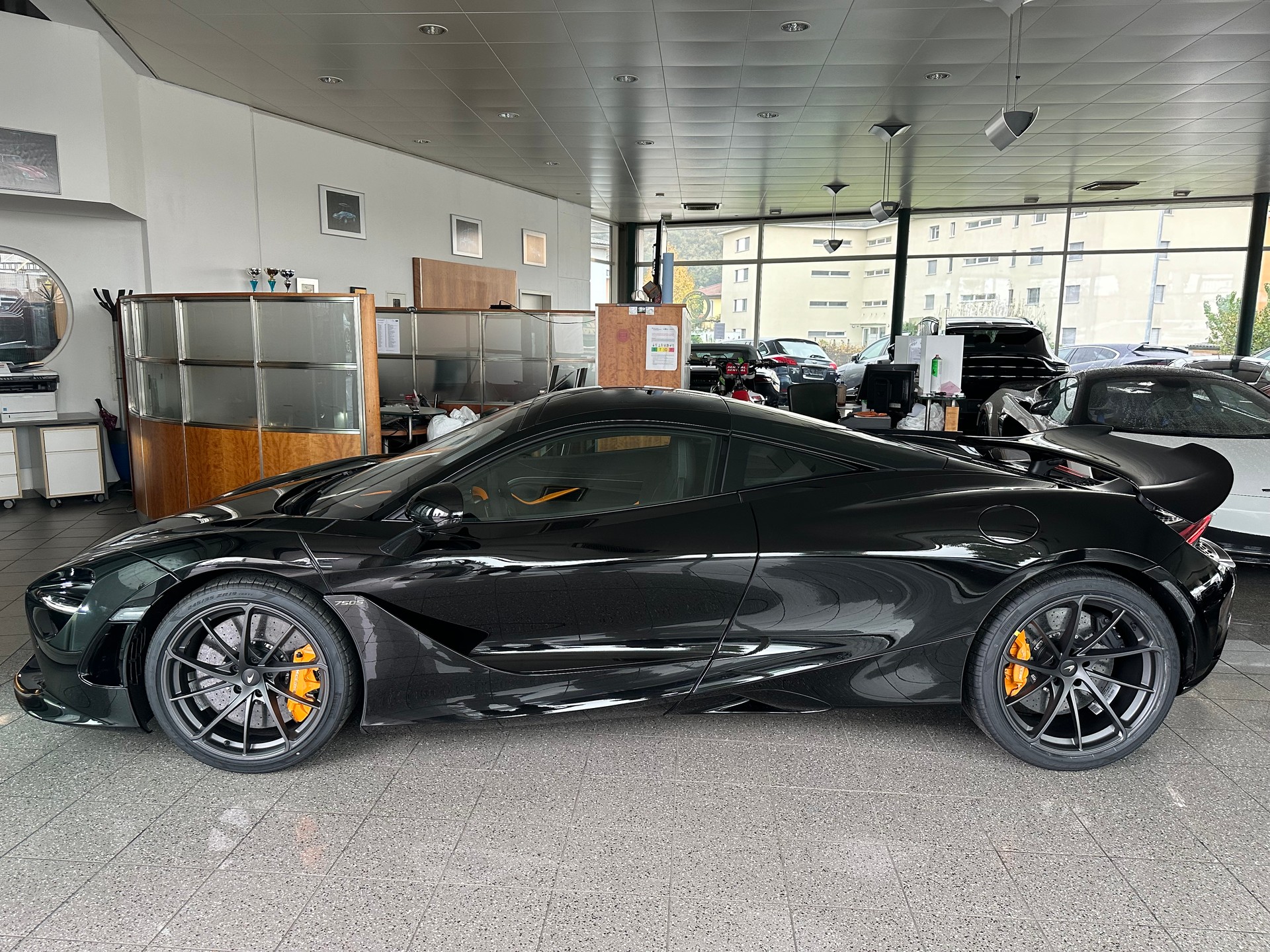McLAREN 750S Performance-image-2