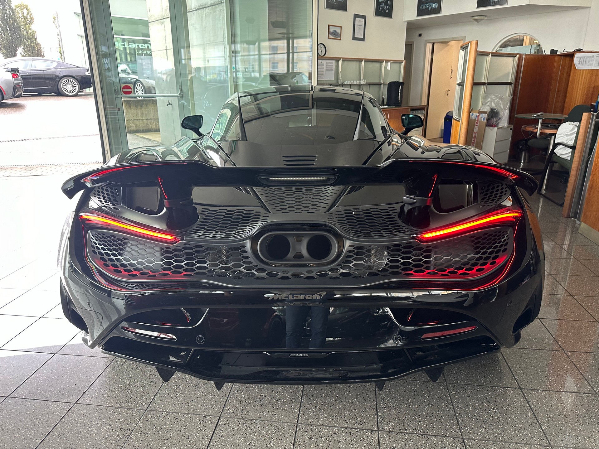 McLAREN 750S Performance-image-6