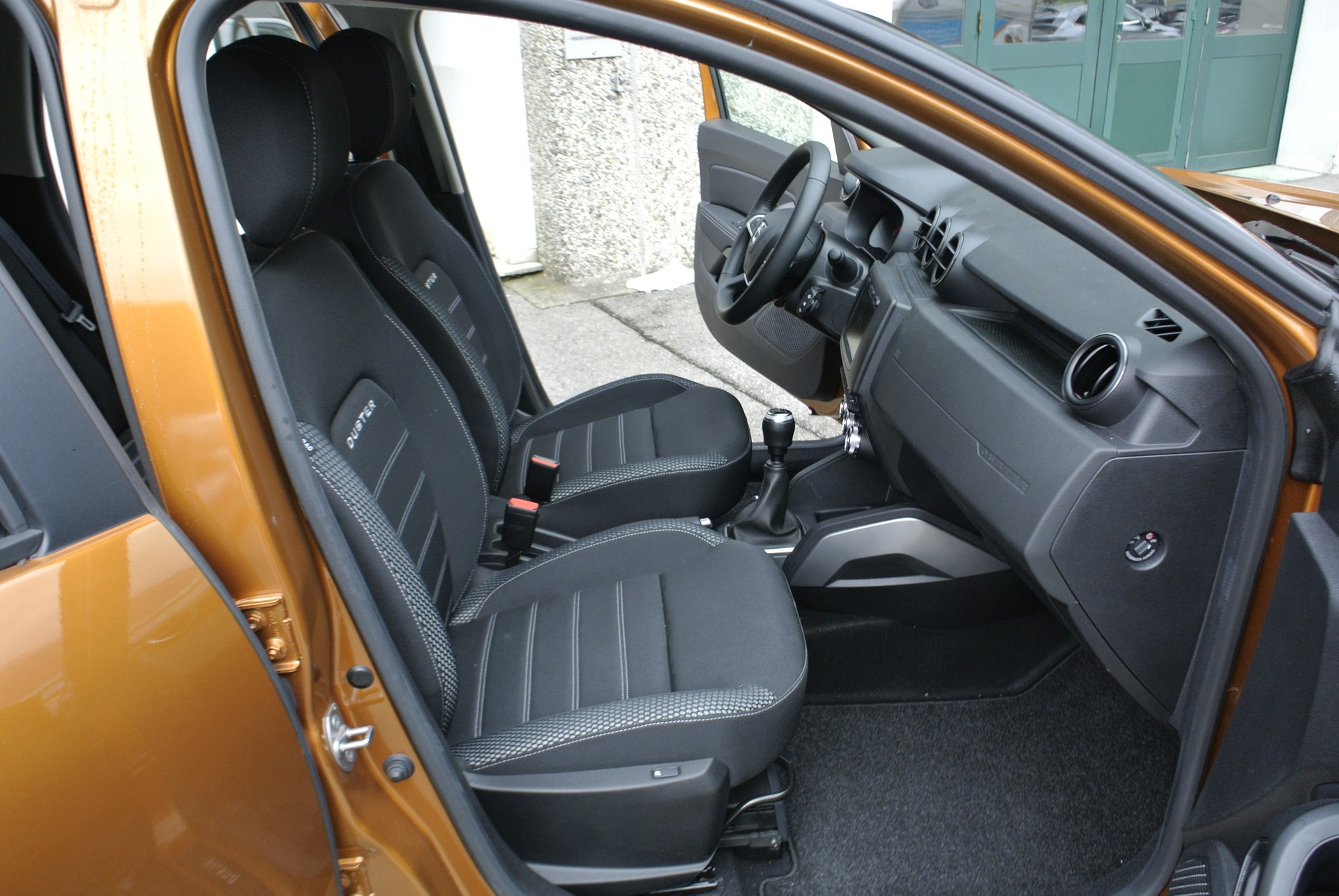 DACIA Duster TCe 150 Prestige 4x4-image-19