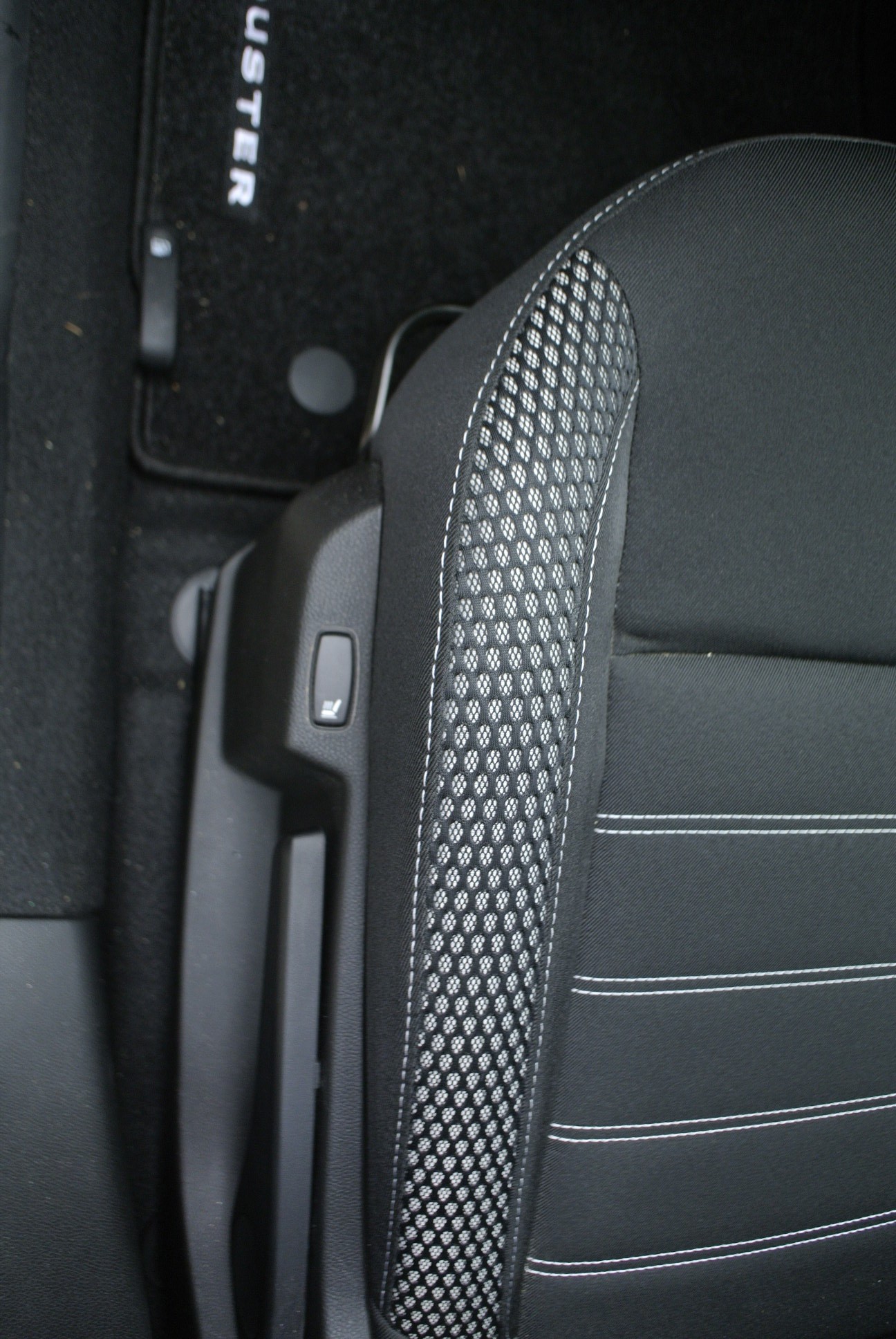 DACIA Duster TCe 150 Prestige 4x4-image-26