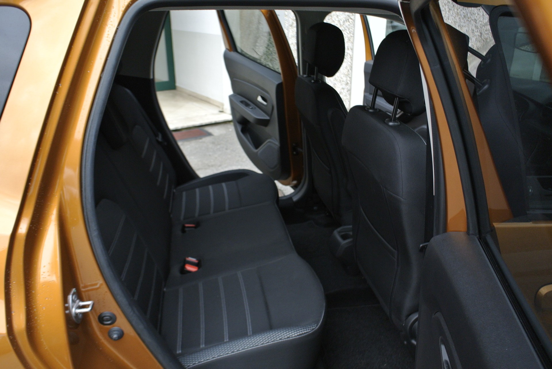 DACIA Duster TCe 150 Prestige 4x4-image-18