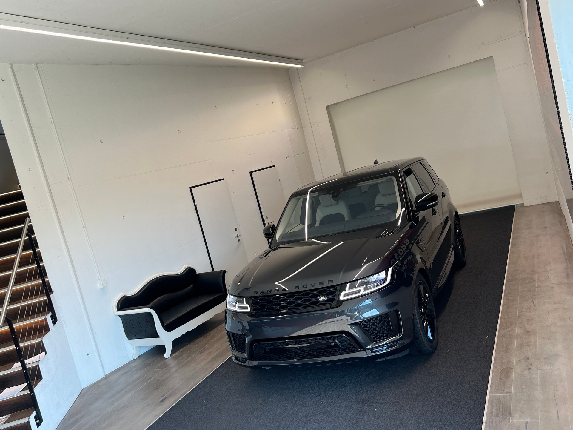 LAND ROVER Range Rover Sport D350 3.0D I6 MHEV AB Dynanic Automatic-showroom-element-3