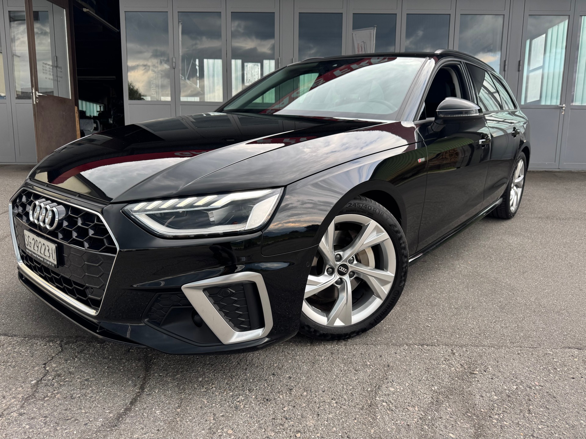 AUDI A4 Avant 40 TDI S line S-tronic