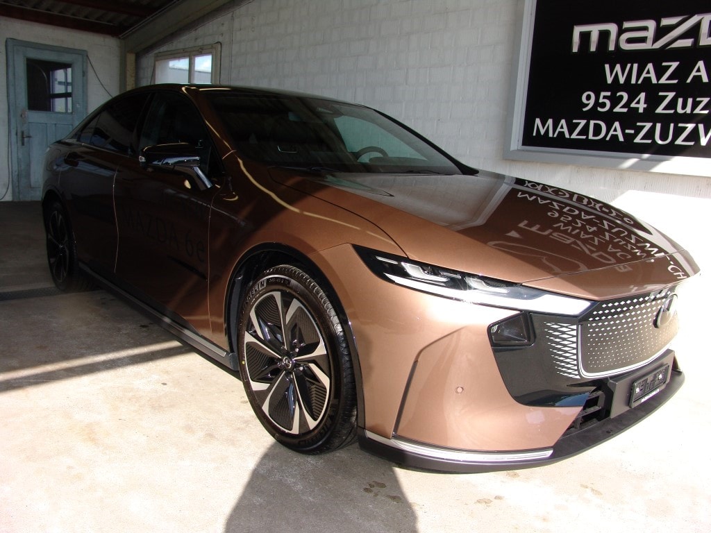 MAZDA 6e Takumi Lone Range (Limousine)