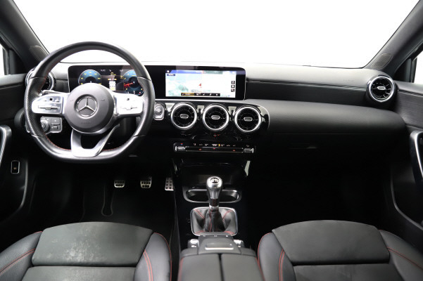 Image MERCEDES-BENZ A-200 A 200 AMG Line