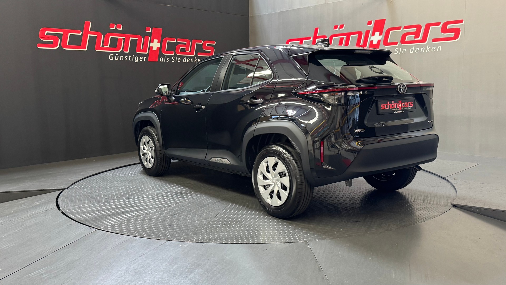 TOYOTA Yaris Cross 1.5 Comfort e-CVT-showroom-element-3