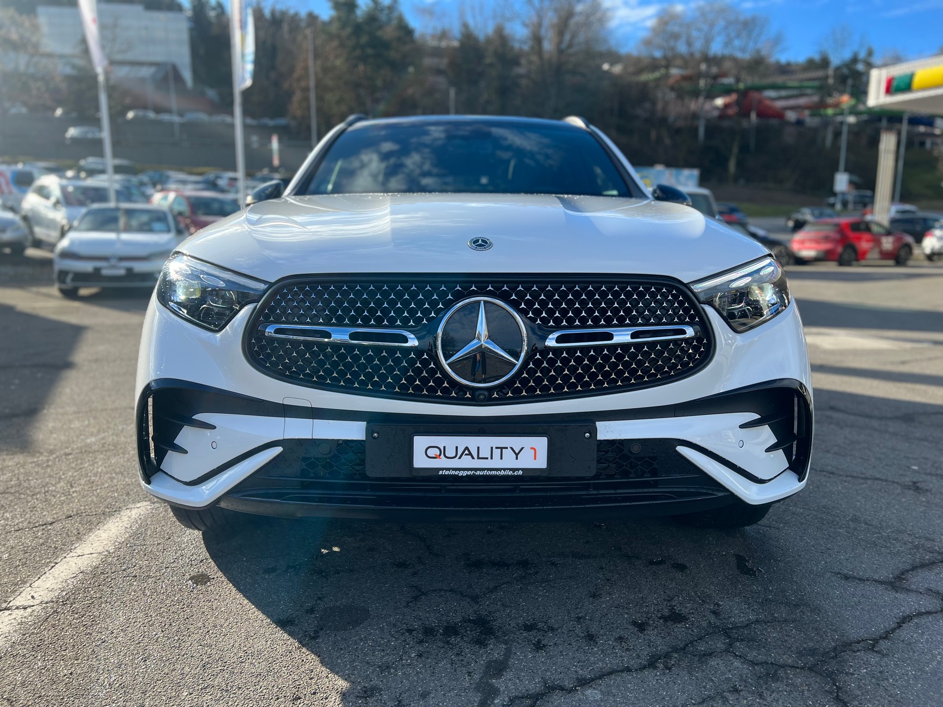 MERCEDES-BENZ GLC 400 e 4Matic 9G-Tronic-showroom-element-2