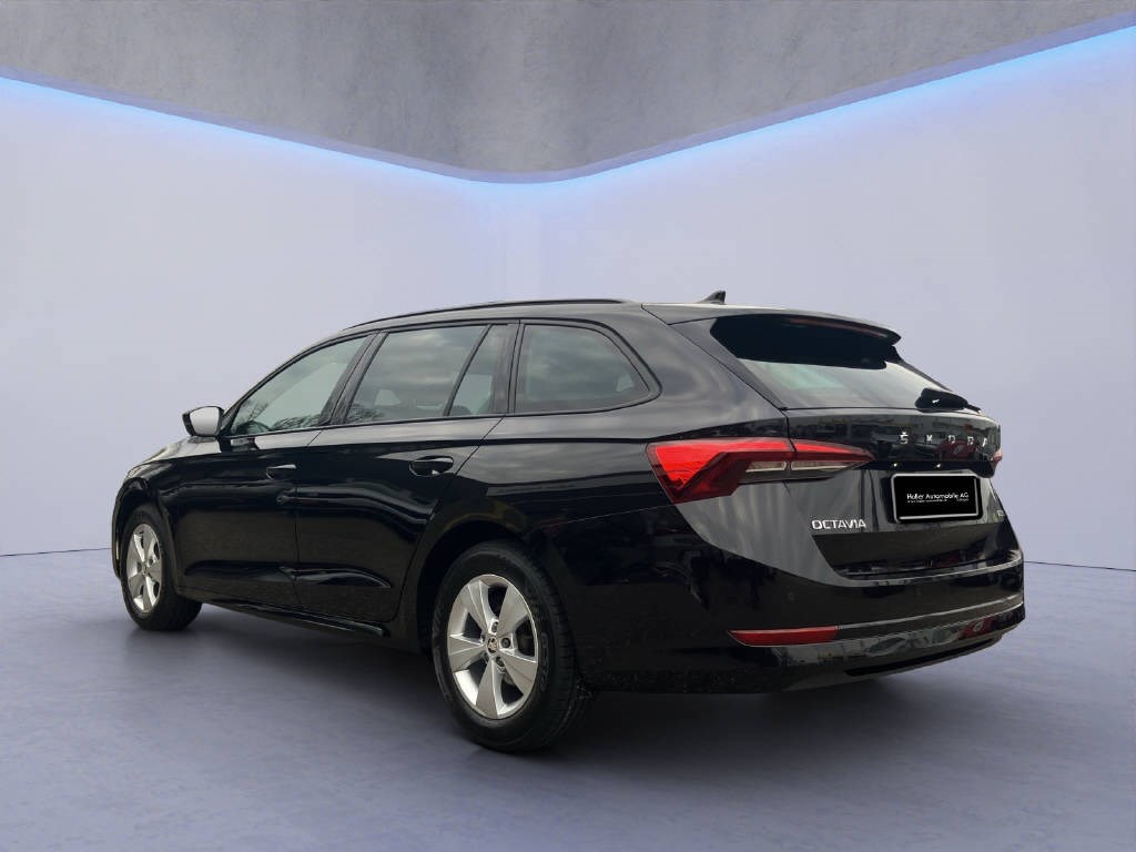 SKODA Octavia Combi 1.5 TSI Ambition DSG-showroom-element-2