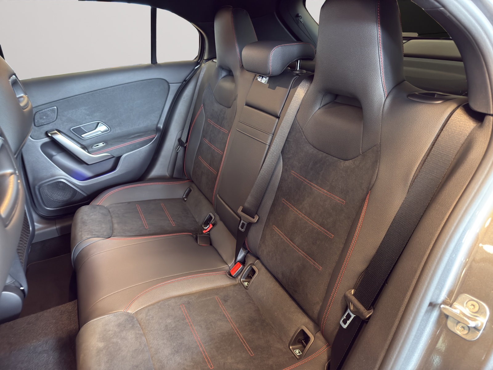 Image MERCEDES-BENZ A-220 A 220 4Matic 8G-DCT