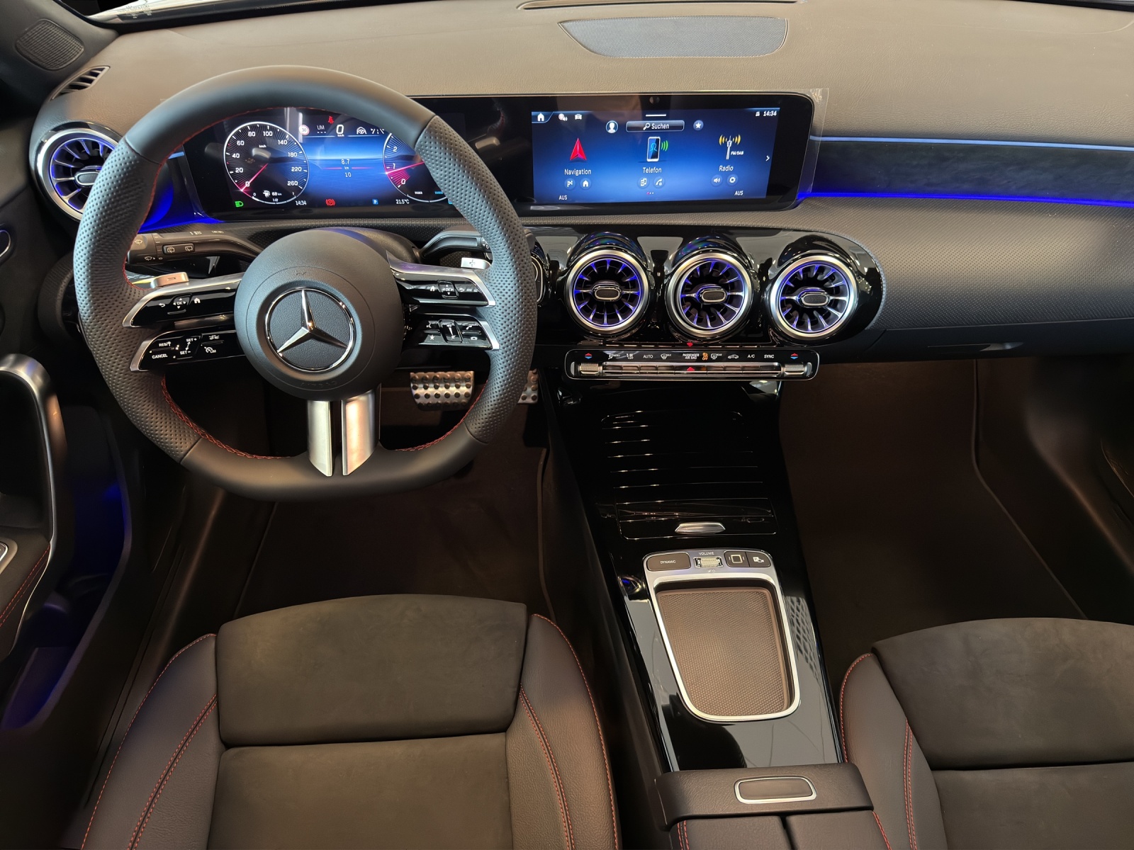 Image MERCEDES-BENZ A-220 A 220 4Matic 8G-DCT