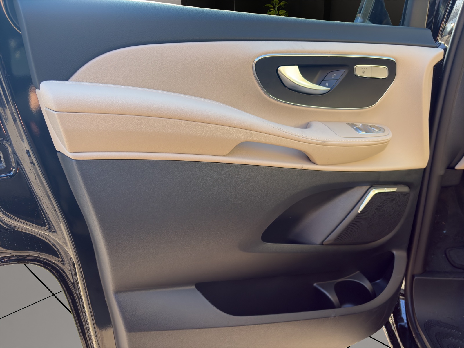 Image MERCEDES-BENZ V-300 V 300 d AVANTGARDE 3430mm E