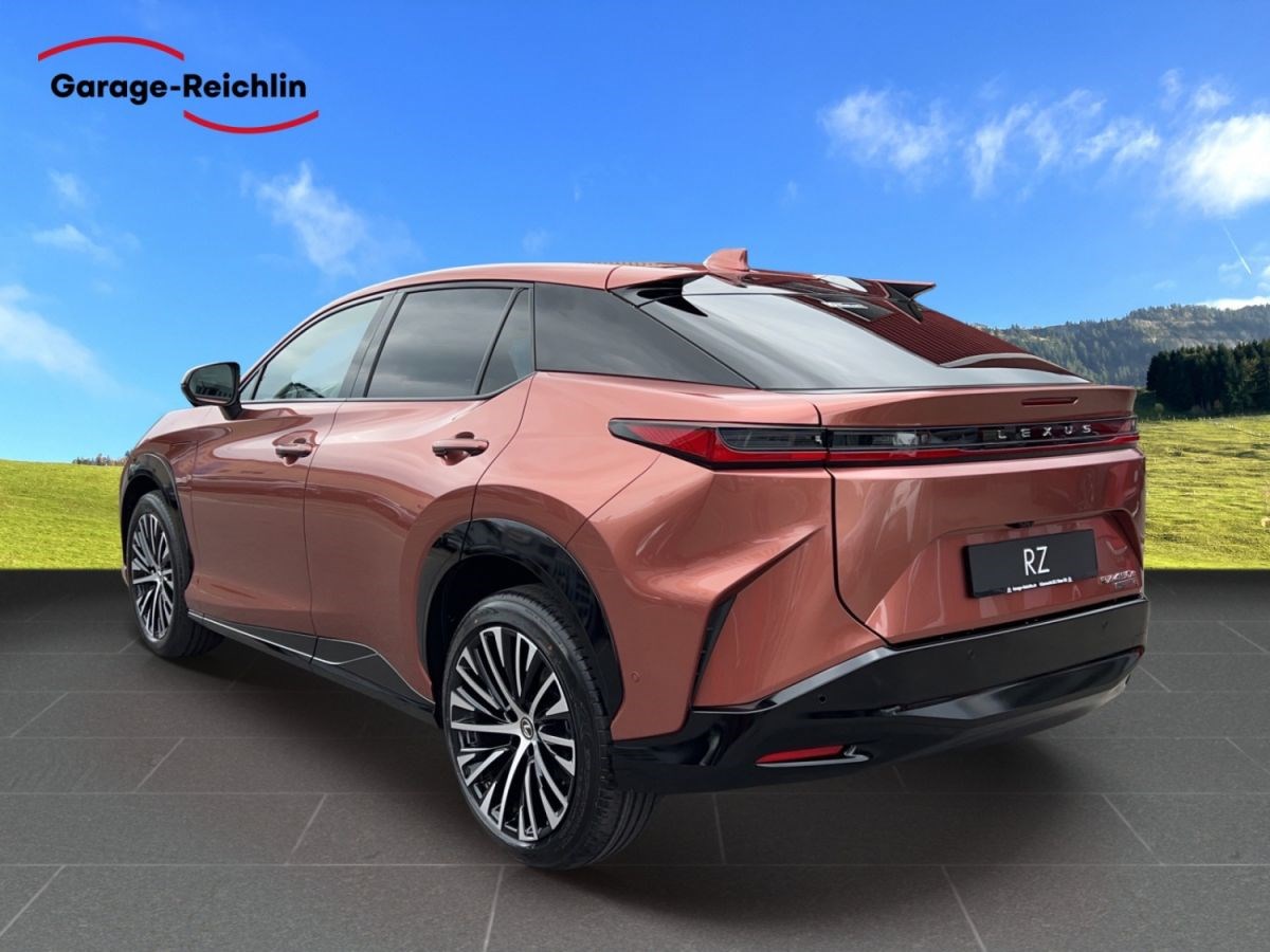 LEXUS RZ 450e excellence Direct4 elektrisch-showroom-element-2