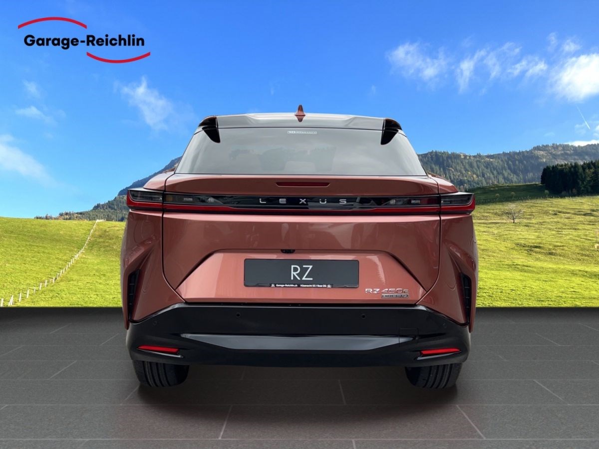LEXUS RZ 450e excellence Direct4 elektrisch-showroom-element-3