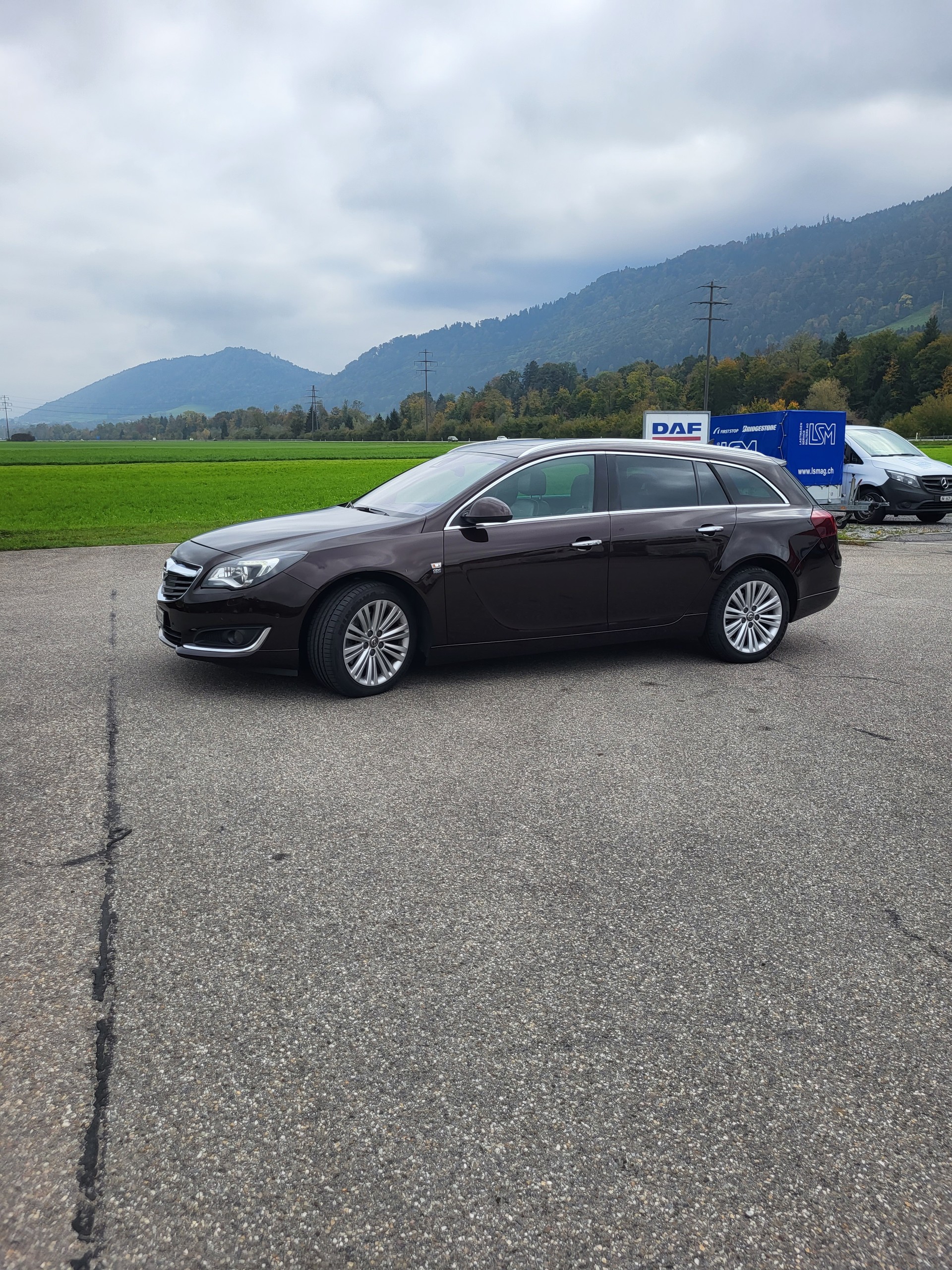 OPEL Insignia ST 2.0 Turbo Cosmo 4WD Aut.-image-5
