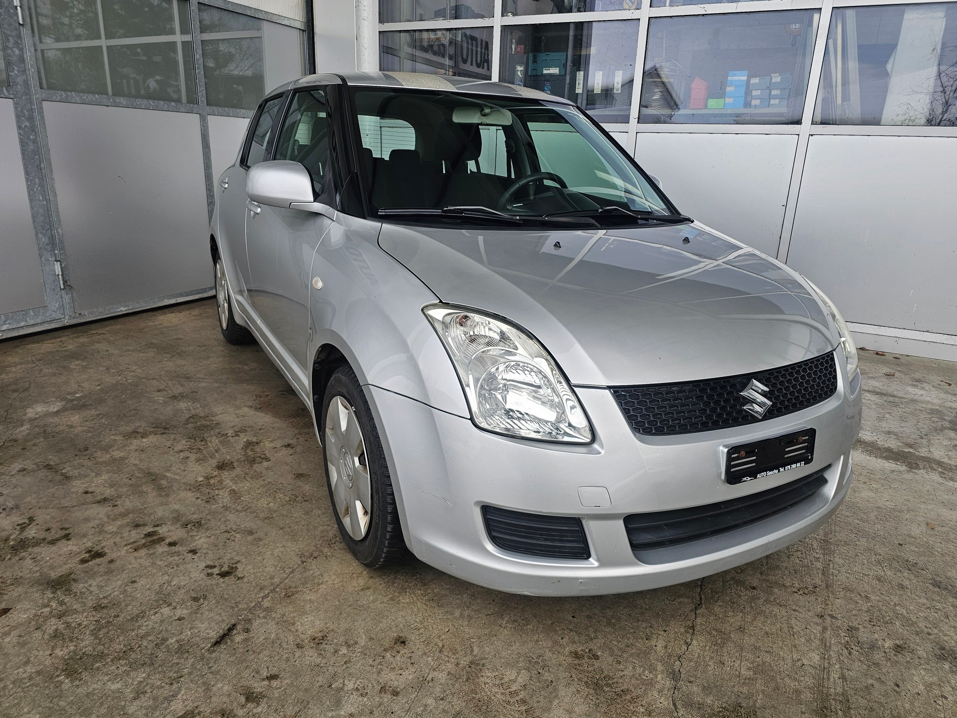 SUZUKI Swift 1.3i  frisch ab Mfk-showroom-element-2