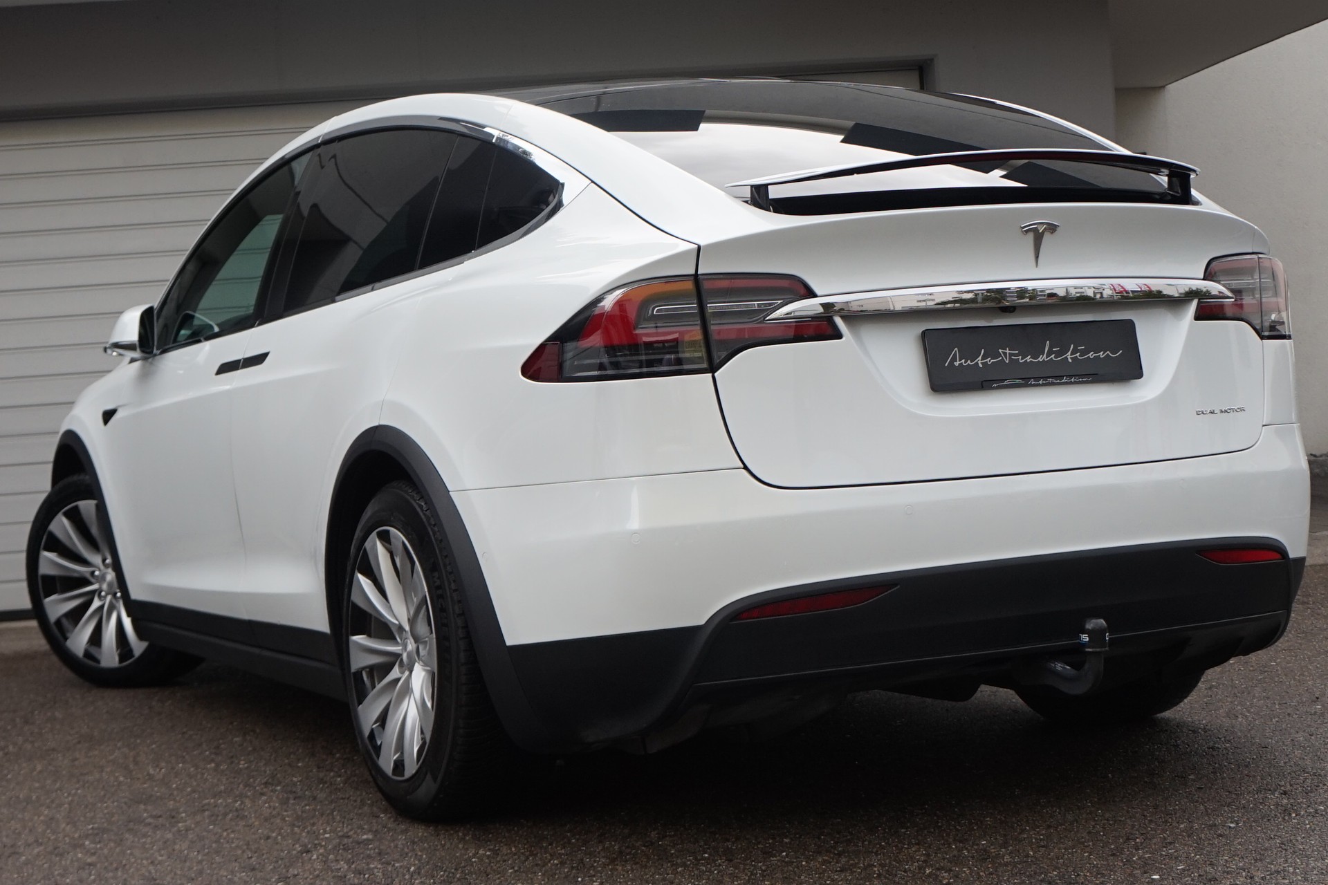 TESLA Model X Maximale-Reichweite ** 7 PLATZ * ENHANCED AUTOPILOT *  GARANTIE BIS 01.2029-showroom-element-2