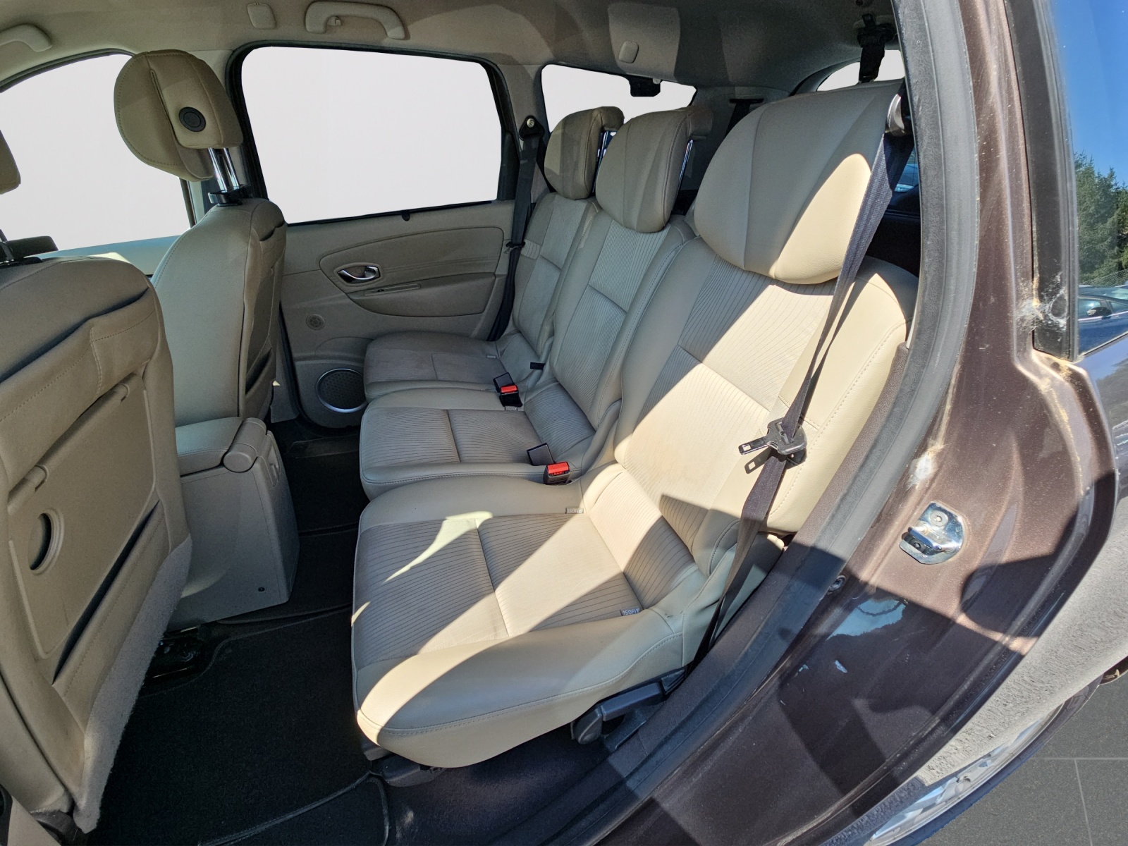 RENAULT Grand Scénic 2.0 16V Dynamique X-Tronic CVT-image-11