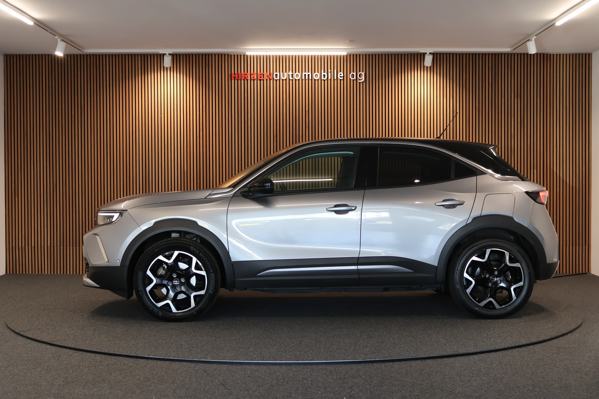 OPEL Mokka e Ultimate-showroom-element-1